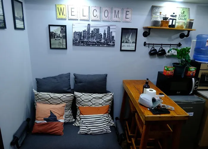 Homey 1-Bedroom Condo Baguio City Moldex